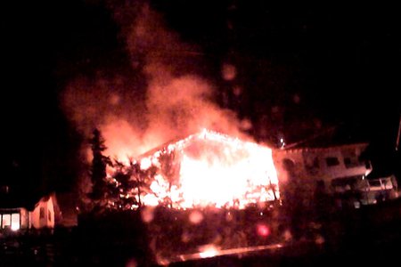 Brand eines Wohnhauses in Fließ