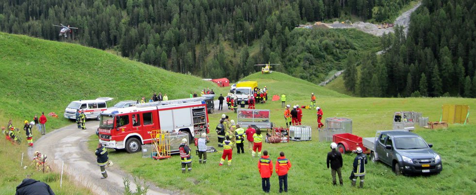 Waldbranduebung_Samnaun_02.jpg