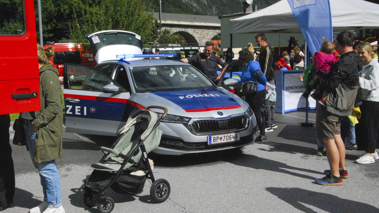 Tag der offenen Tür - 150 Jahre Feuerwehr Landeck (30).JPG
