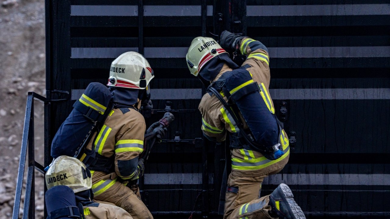 Echtbrandausbildung 2025, (c) Feuerwehr Landeck (76).jpg